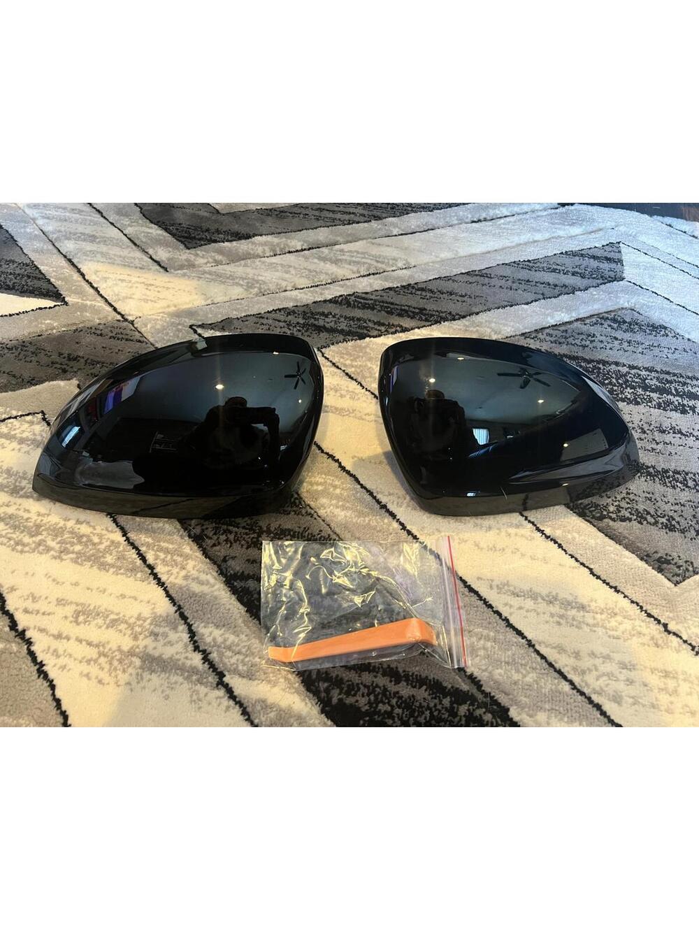 Pair of Black Replacement Side Mirror Covers with Installation Tool